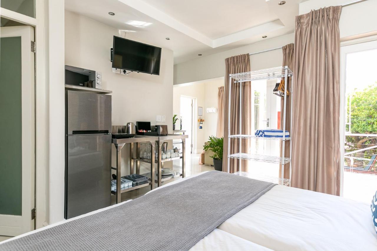 Apartment Studios- Camps Bay *